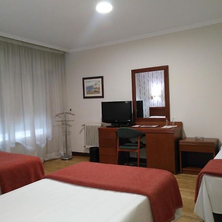 Hotel Villa De Marín Екстериор снимка
