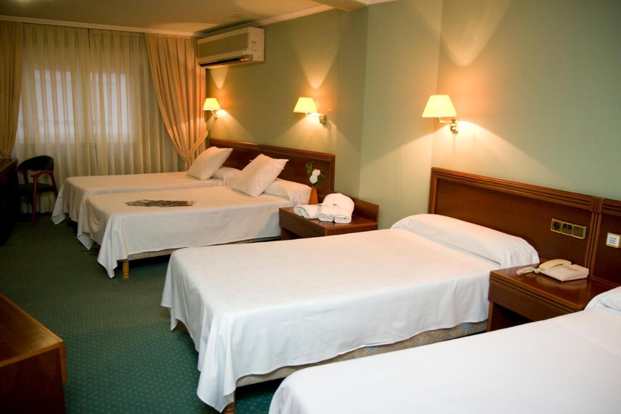 Hotel Villa De Marín Екстериор снимка