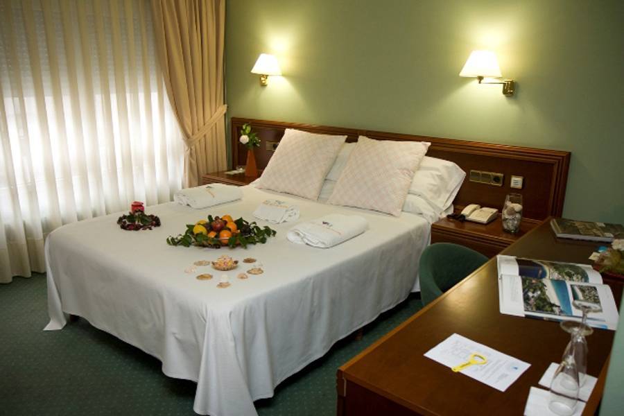 Hotel Villa De Marín Екстериор снимка