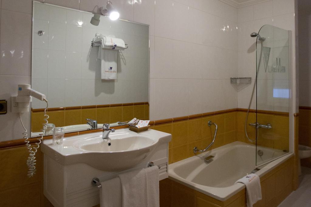 Hotel Villa De Marín Екстериор снимка