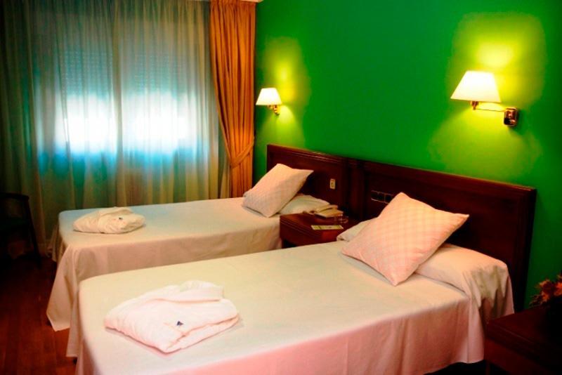 Hotel Villa De Marín Екстериор снимка